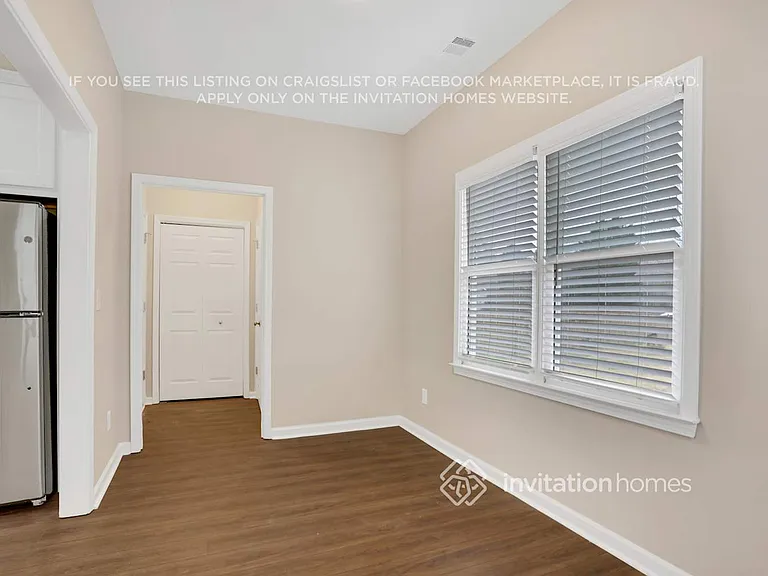 5504 Millers Creek Dr — Photo 6