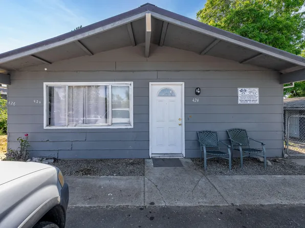 424-426 S Columbus Ave, Medford, OR 97501