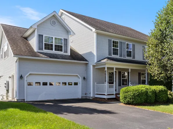 11 Cushing Drive, Essex Junction, VT 05452