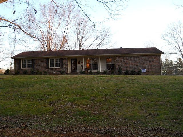 1st image of 1460 Hillsdale Dr