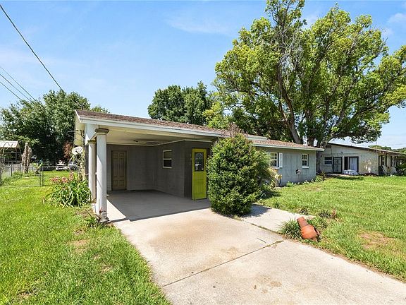 3rd image of 517 TANGLEWOOD DRIVE