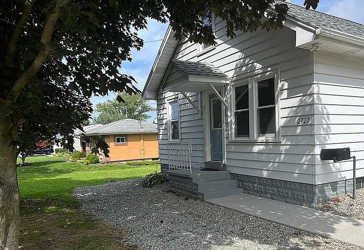 1st image of 2727 Garland St #5