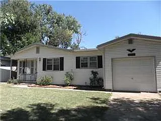 3532 S Everett St — Photo 1