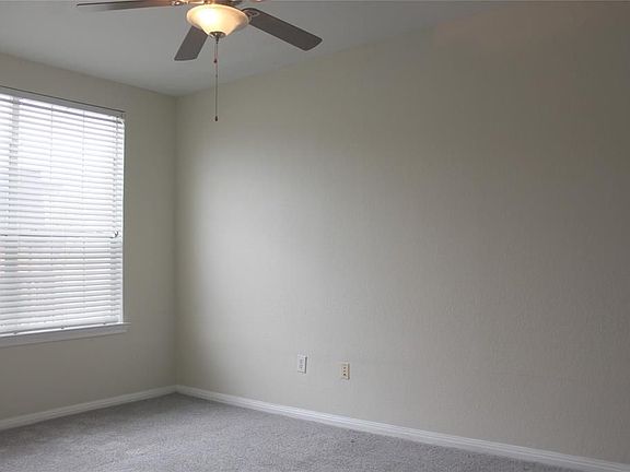 5th image of 7575 Kirby Dr APT 2112