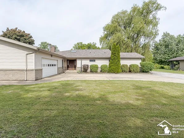 6337 Raymar St, Erie, MI 48133