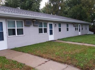 1005 4th St APT 10, Garretson, SD 57030