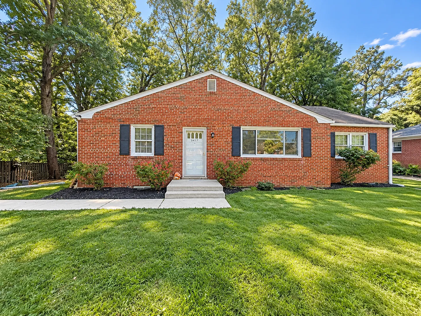5 bed, 2.5 bath, 1266 sqft, $3,100 — Photo 1