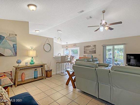 5th image of 6027 Sunflower Dr