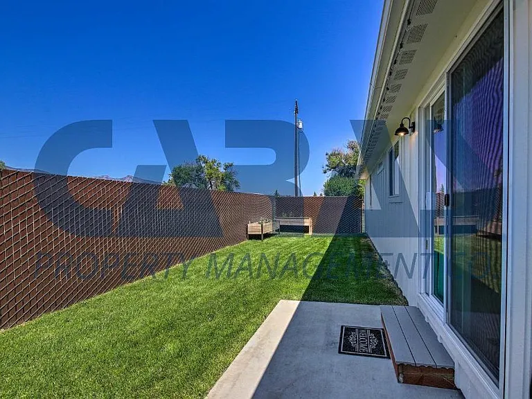 964 Burdock Dr — Photo 21