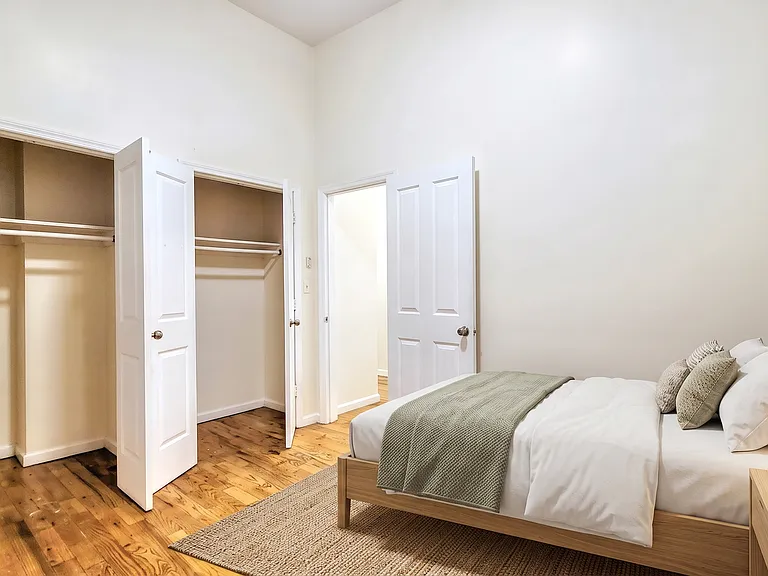429 Lenox Ave #26 — Photo 3