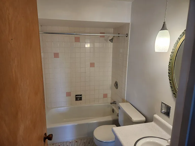 11035 S Nagle Ave #9 — Photo 11