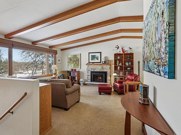 3rd image of 231 Du Rose Terrace