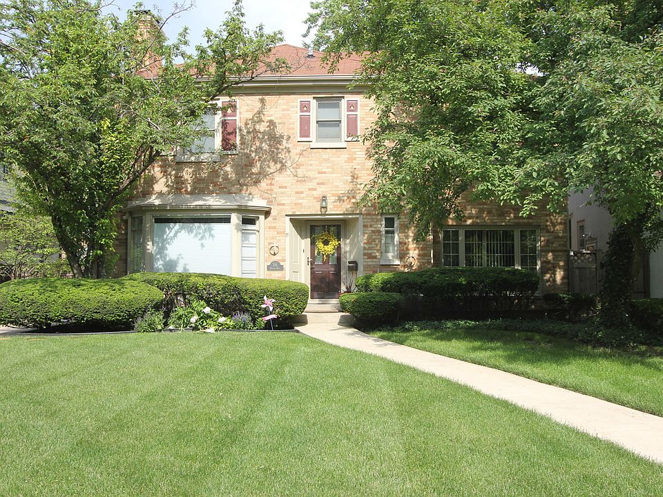 1st image of 711 Bonnie Brae Pl