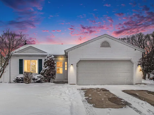 1731 Village Cir, Mishawaka, IN 46545