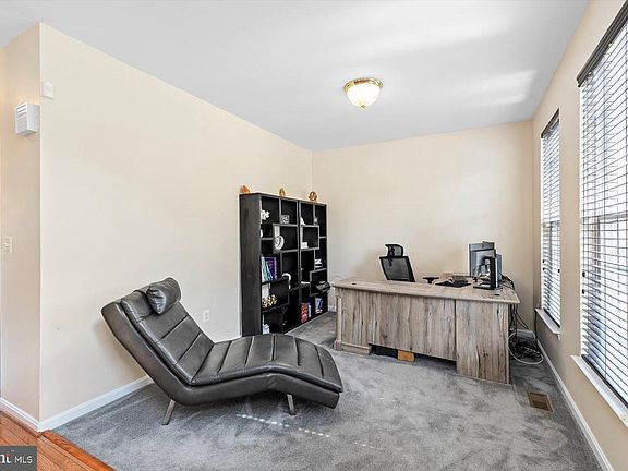 2nd image of 11201 Hollins Ct