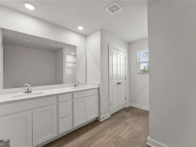 1922 Westwind St — Photo 21
