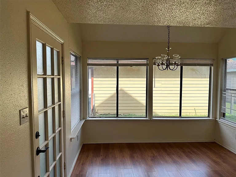 8623 Beechcrest St — Photo 20
