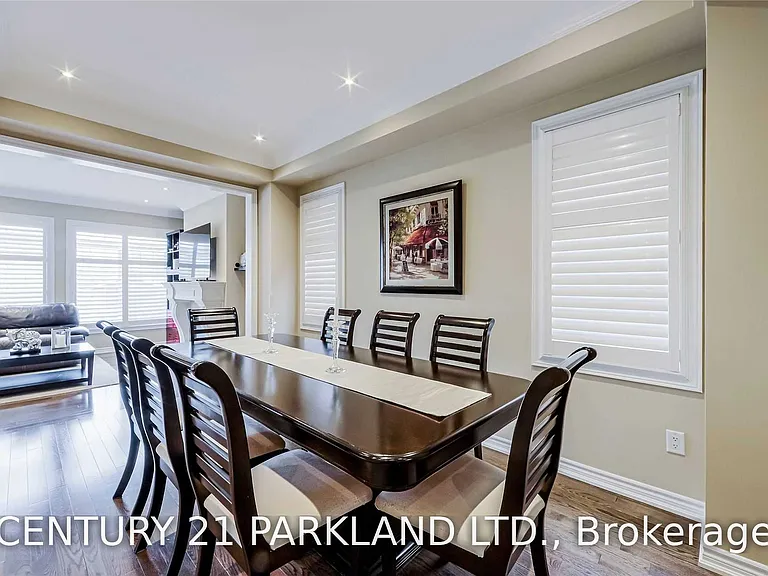 15 Sedgewick Pl — Photo 7