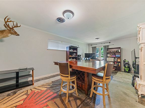 4th image of 135 Granby Pl