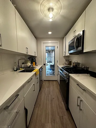 106 Bremen St #1 Photo 1