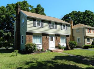 306 Scholfield Rd, Rochester, NY 14617