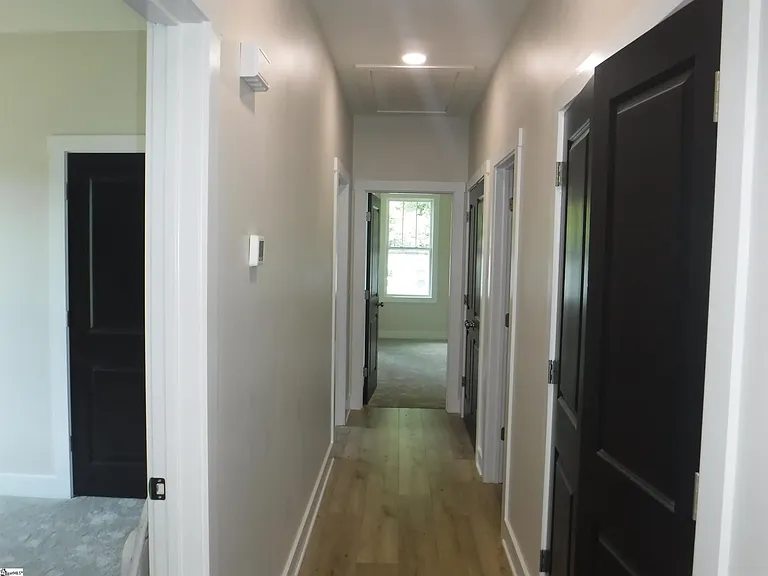 504 Greenlea St — Photo 7
