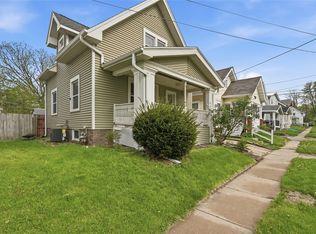 708 16th St SE, Cedar Rapids, IA 52403