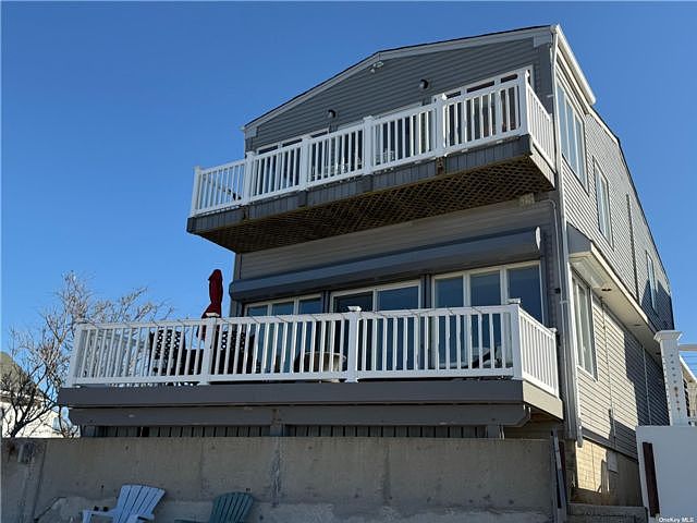 1st image of 11A Pine Ln