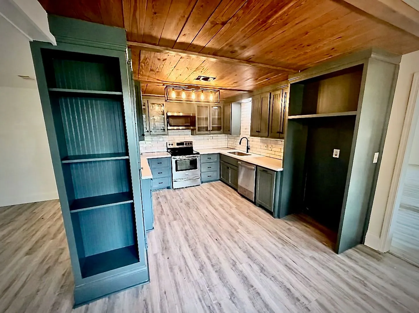 Newly Renovated 3 bed home in Madison County Schools — Photo 3