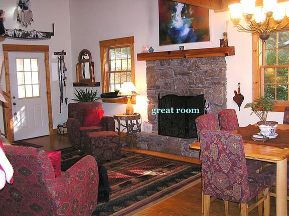3rd image of 454 Countryside Dr