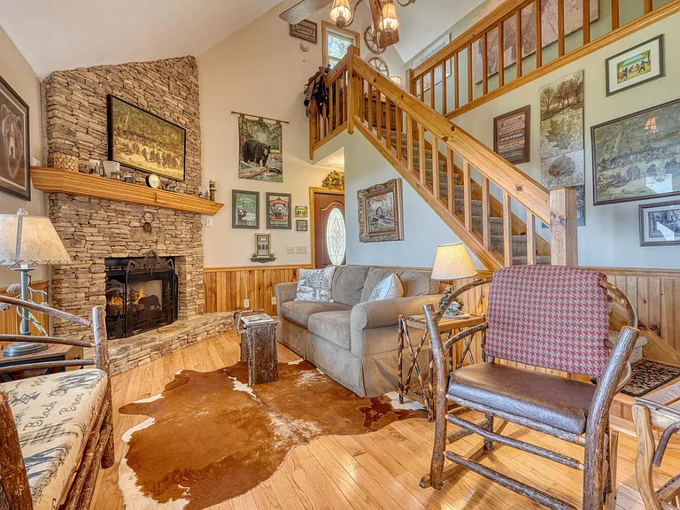 1142 Walnut Rdg — Photo 20