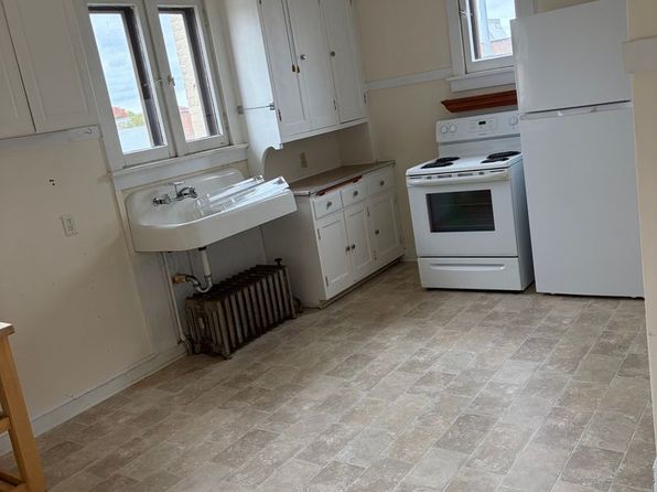 543 Mill St #4