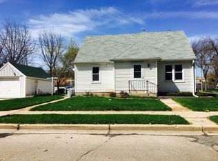 5003 N 55th St, Milwaukee, WI 53218