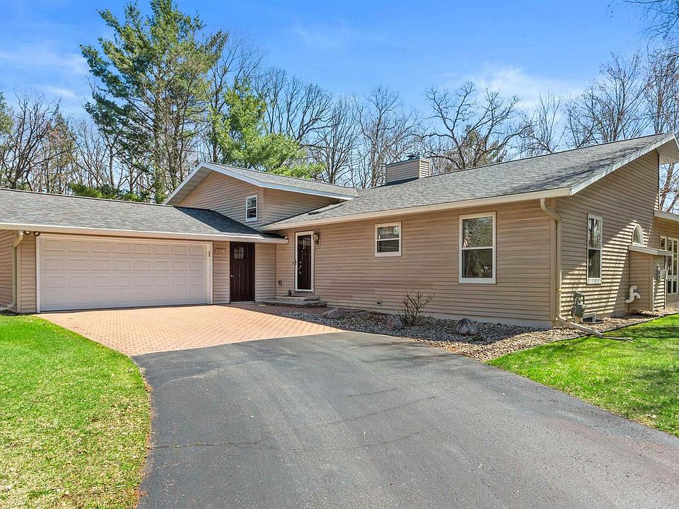 1st image of 530 CANTERBURY DRIVE
