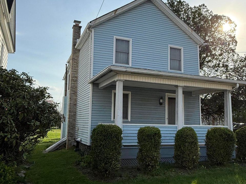 1st image of 402 East St