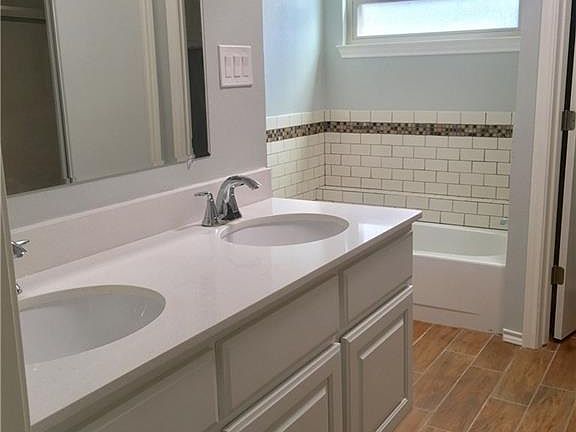 5th image of 1818 Tiburon Bnd
