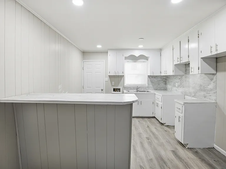 107 Friedheim Rd — Photo 6