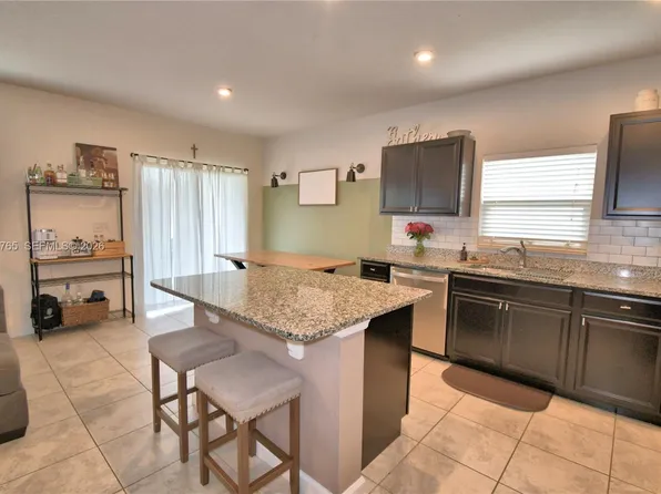 542 Eagle Landing Blvd, Winter Haven, FL 33880