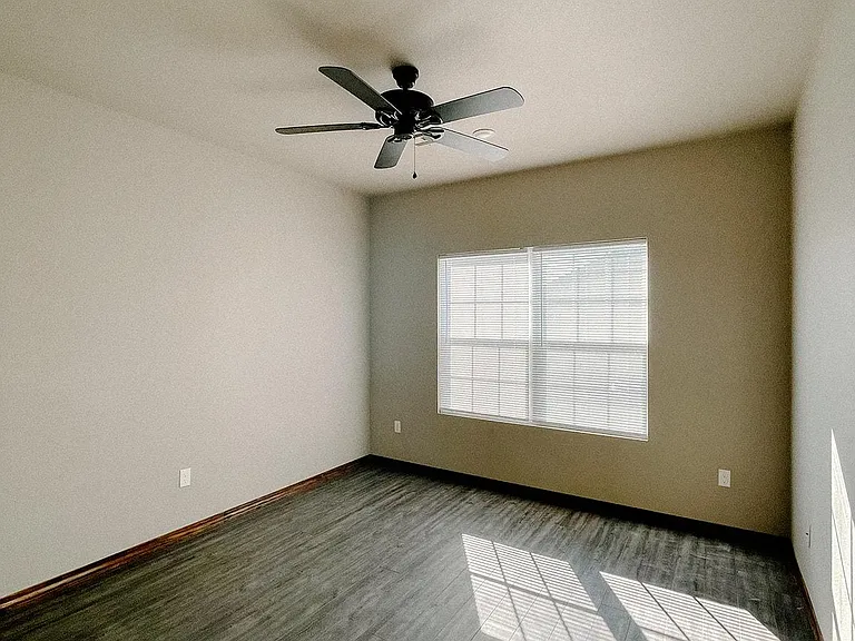 1118 Hope Ln #A — Photo 9