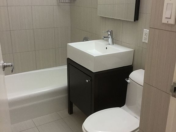 2nd image of 500 2nd Ave APT 6D