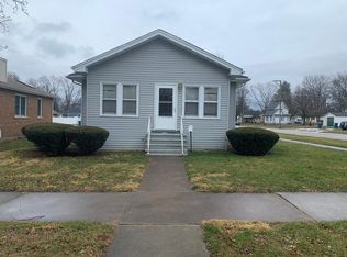 1094 S 6th Ave, Kankakee, IL 60901