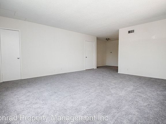 3rd image of 4345 Ventura Canyon Ave #7