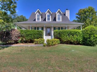 17 Scarlett Oak Dr, Cartersville, GA 30121