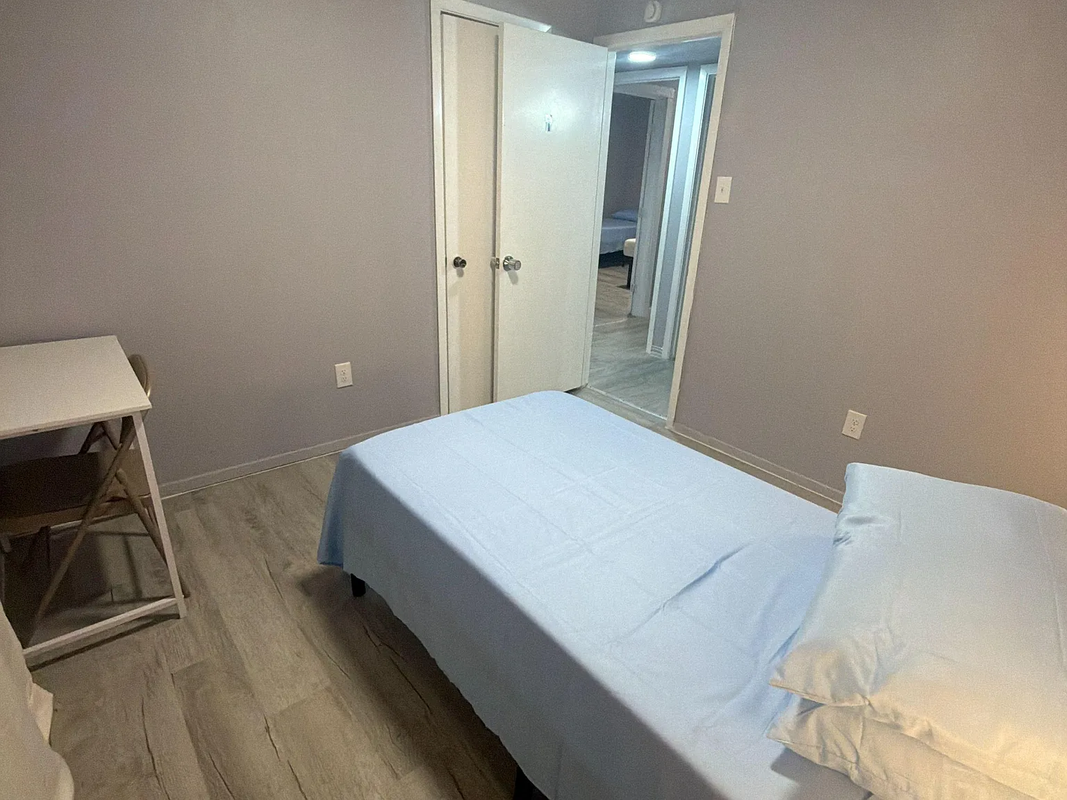 4 bed, 3.0 bath, 1556 sqft, $724 — Photo 2