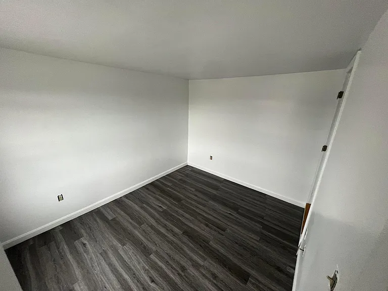 592 Lafayette Rd #6 — Photo 18
