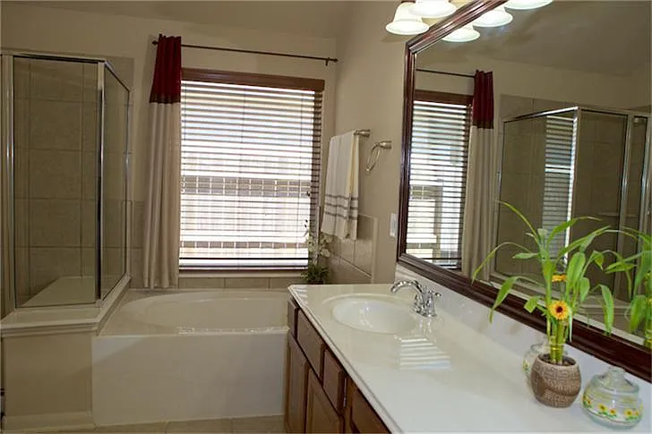 5718 Teal Grove Ln — Photo 23