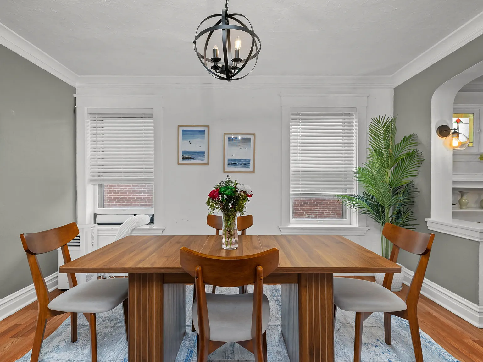 2 bed, $1,900 — Photo 3