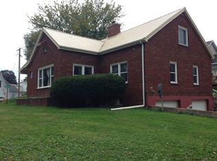 2804 Muscatine St, Dubuque, IA 52001