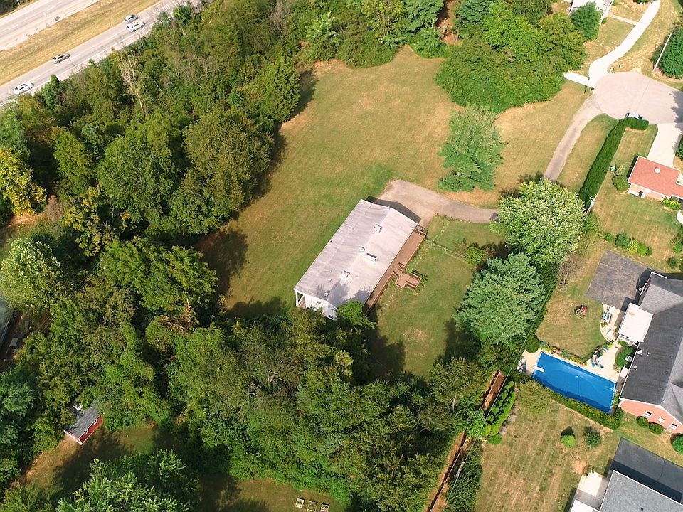 6415 Glenwood Rd, Glenview Manor, KY 40222 Zillow