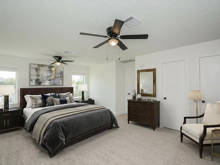 9939 Farrell Dr — Photo 3